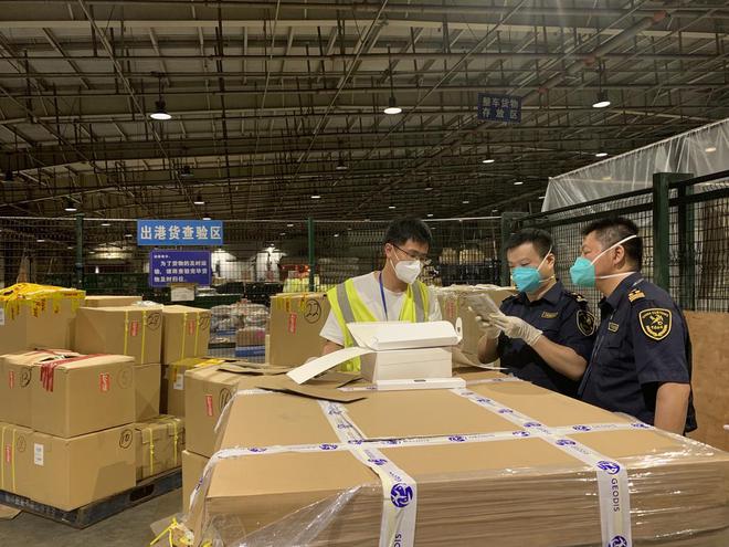 成都1-8月貨物貿易進出口總值突破5470億元，同比增長7.1%，國內貿易代理業務助力穩定增長